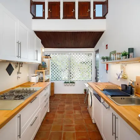 Willa Pura Vida Falesia By The Portuguese Butler